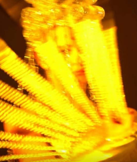 ROYAL SOCIETY | תרקוד היא אמרה לי